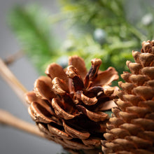 Load image into Gallery viewer, Lush Pine Pinecone Pick