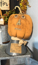 Load image into Gallery viewer, Primitive Jack O’Lantern Funnel
