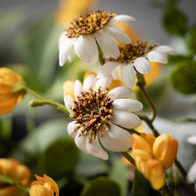 Load image into Gallery viewer, Daisy Marigold Blooms Garland
